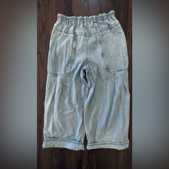 We The Free Light Blue Jeans - Picture 12 of 14